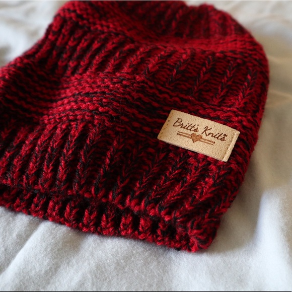 Knit hat and gloves set - Picture 3 of 3